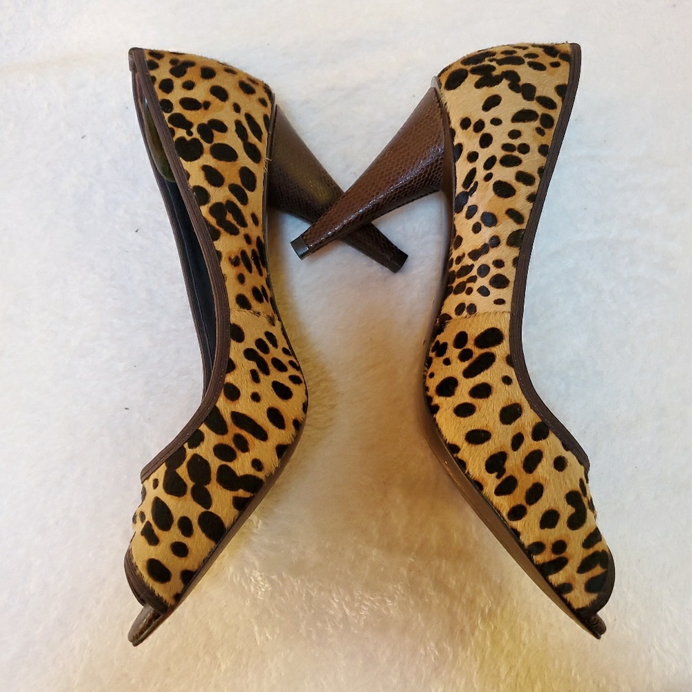 Donald J Pliner Leopard Print Leather Peep Toe Heels - Picture 5 of 8